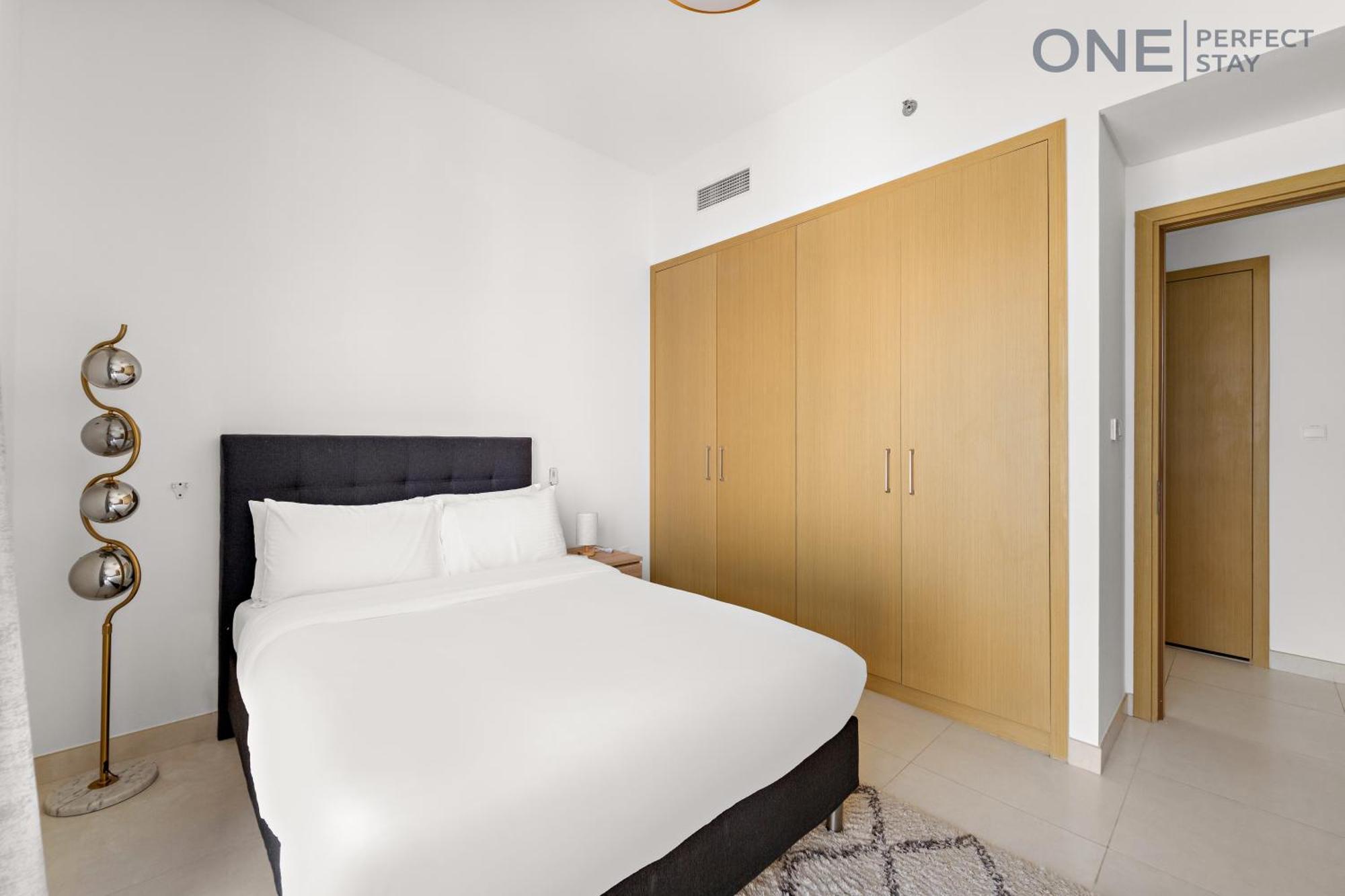 Amazing 3br With Maid In Creek With Pool&gym Dubai